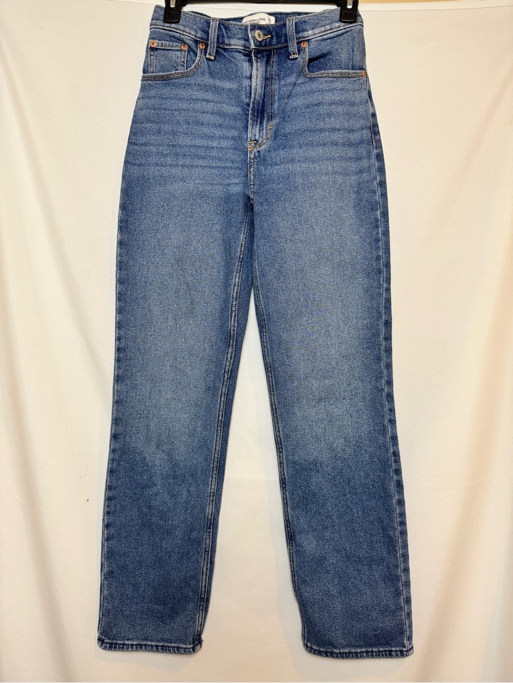 Abercrombie & Fitch The 90’s Straight Ultra High Rise Jeans